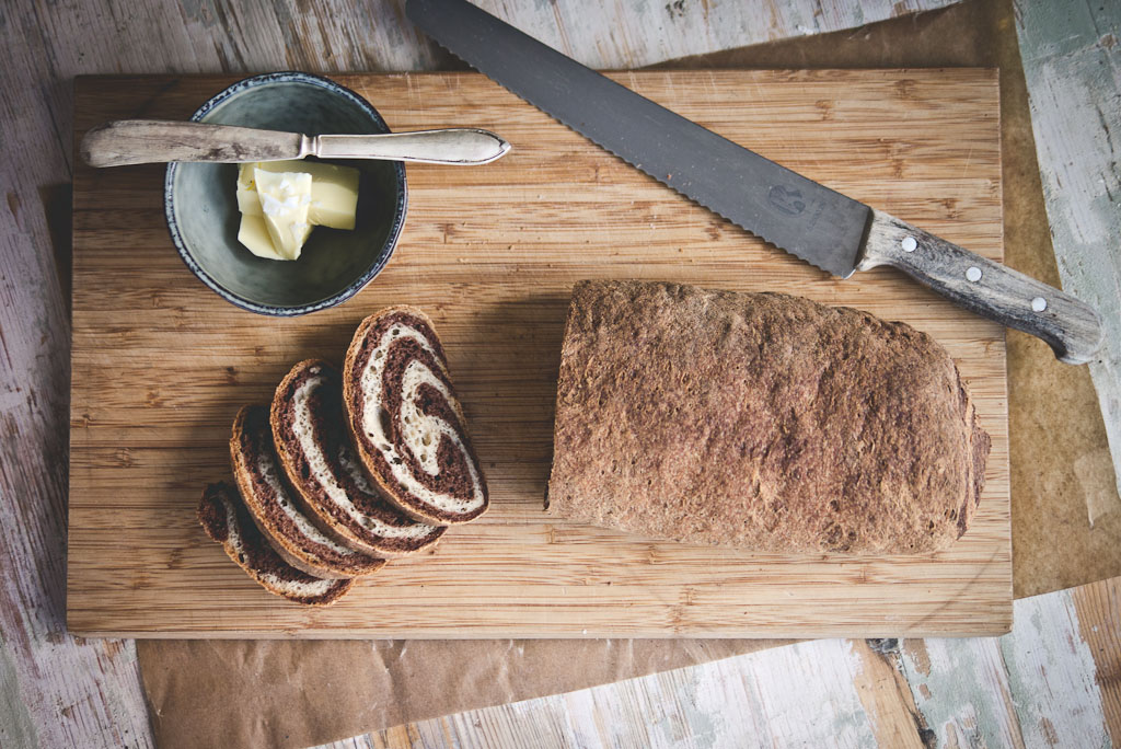 gluten free marble rye bread-1-2
